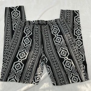 forever 21 aztec print leggings
